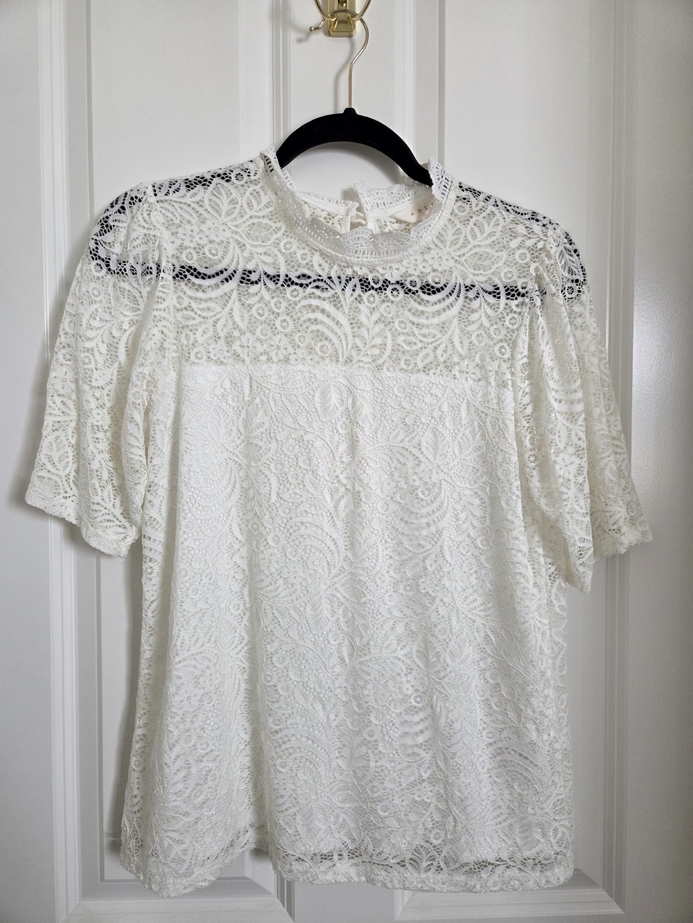 Adiva Ivory Lace Short Sleeve High Neck Blouse